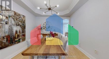 Residential - Single Family Home - Richmond Hill, Canada - Canada