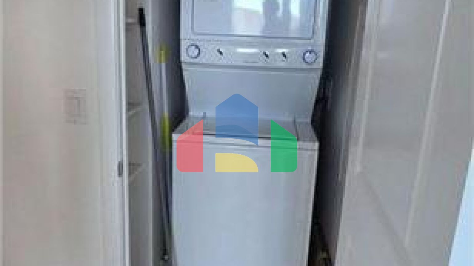 Residential - Single Family Home - Richmond Hill, Canada - Canada