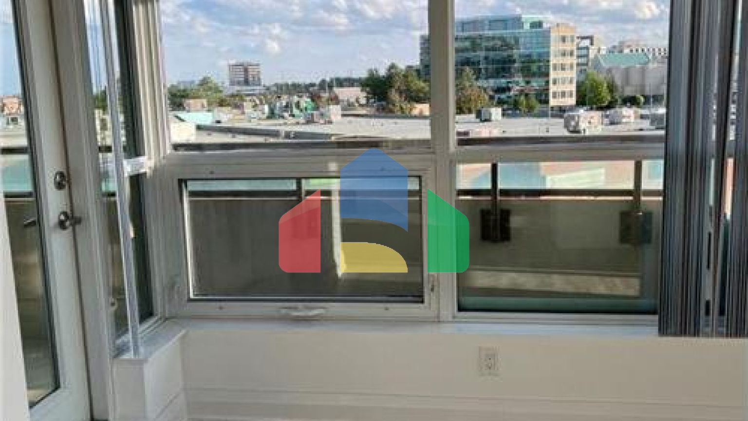 Residential - Single Family Home - Richmond Hill, Canada - Canada