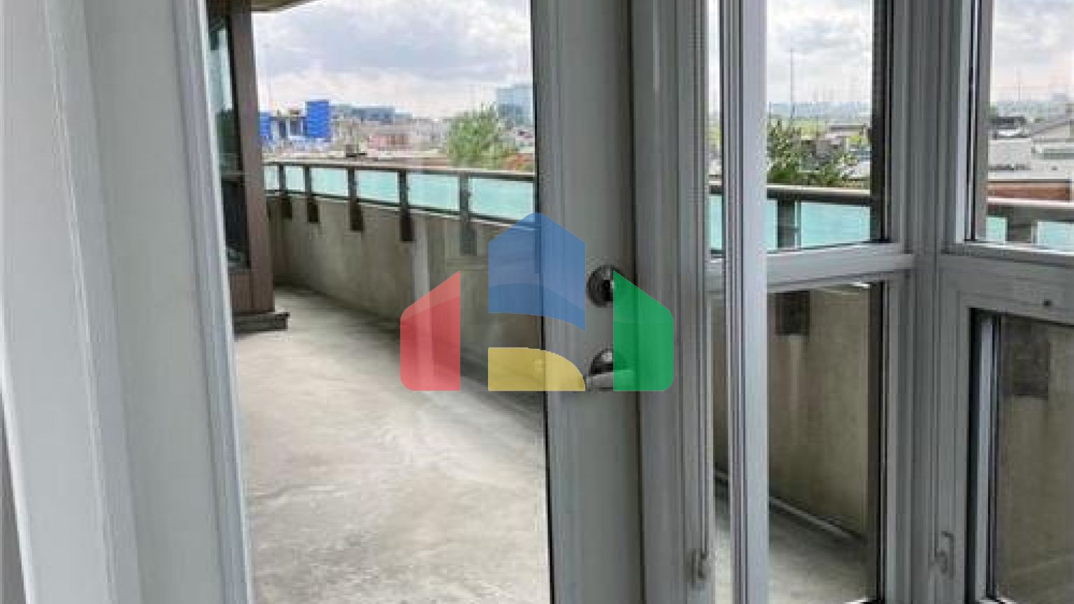 Residential - Single Family Home - Richmond Hill, Canada - Canada