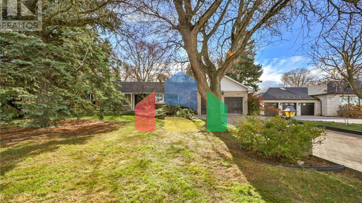 Residential - Single Family Home - Richmond Hill, Canada - Canada