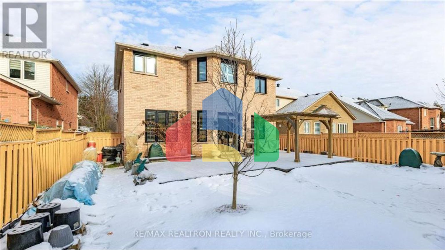 Residential - Single Family Home - Richmond Hill, Canada - Canada