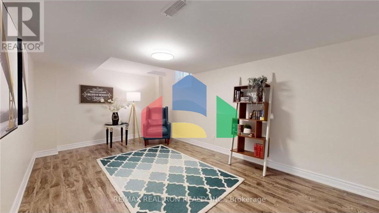 Residential - Single Family Home - Richmond Hill, Canada - Canada