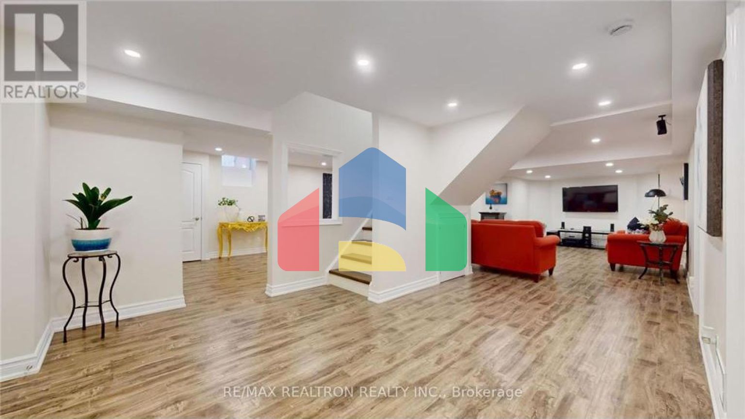 Residential - Single Family Home - Richmond Hill, Canada - Canada