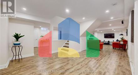 Residential - Single Family Home - Richmond Hill, Canada - Canada