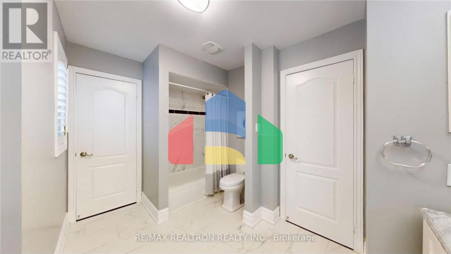 Residential - Single Family Home - Richmond Hill, Canada - Canada