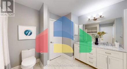 Residential - Single Family Home - Richmond Hill, Canada - Canada