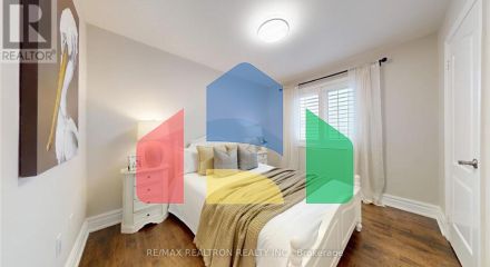 Residential - Single Family Home - Richmond Hill, Canada - Canada