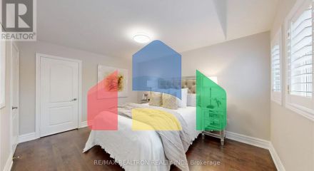 Residential - Single Family Home - Richmond Hill, Canada - Canada