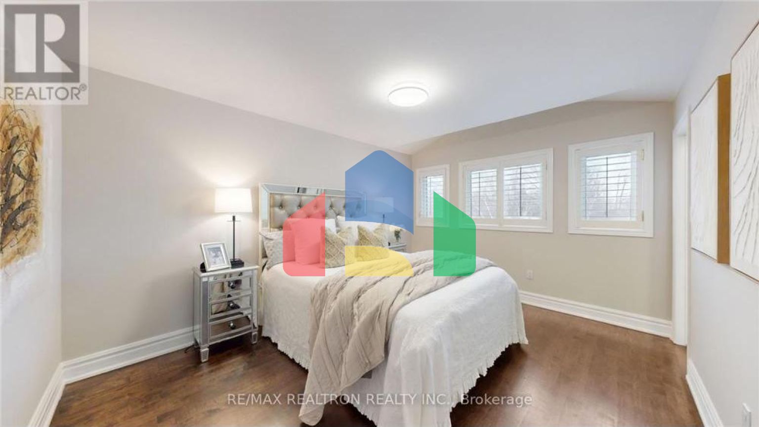 Residential - Single Family Home - Richmond Hill, Canada - Canada