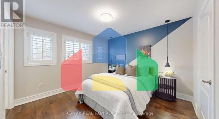 Residential - Single Family Home - Richmond Hill, Canada - Canada