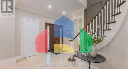 Residential - Single Family Home - Richmond Hill, Canada - Canada