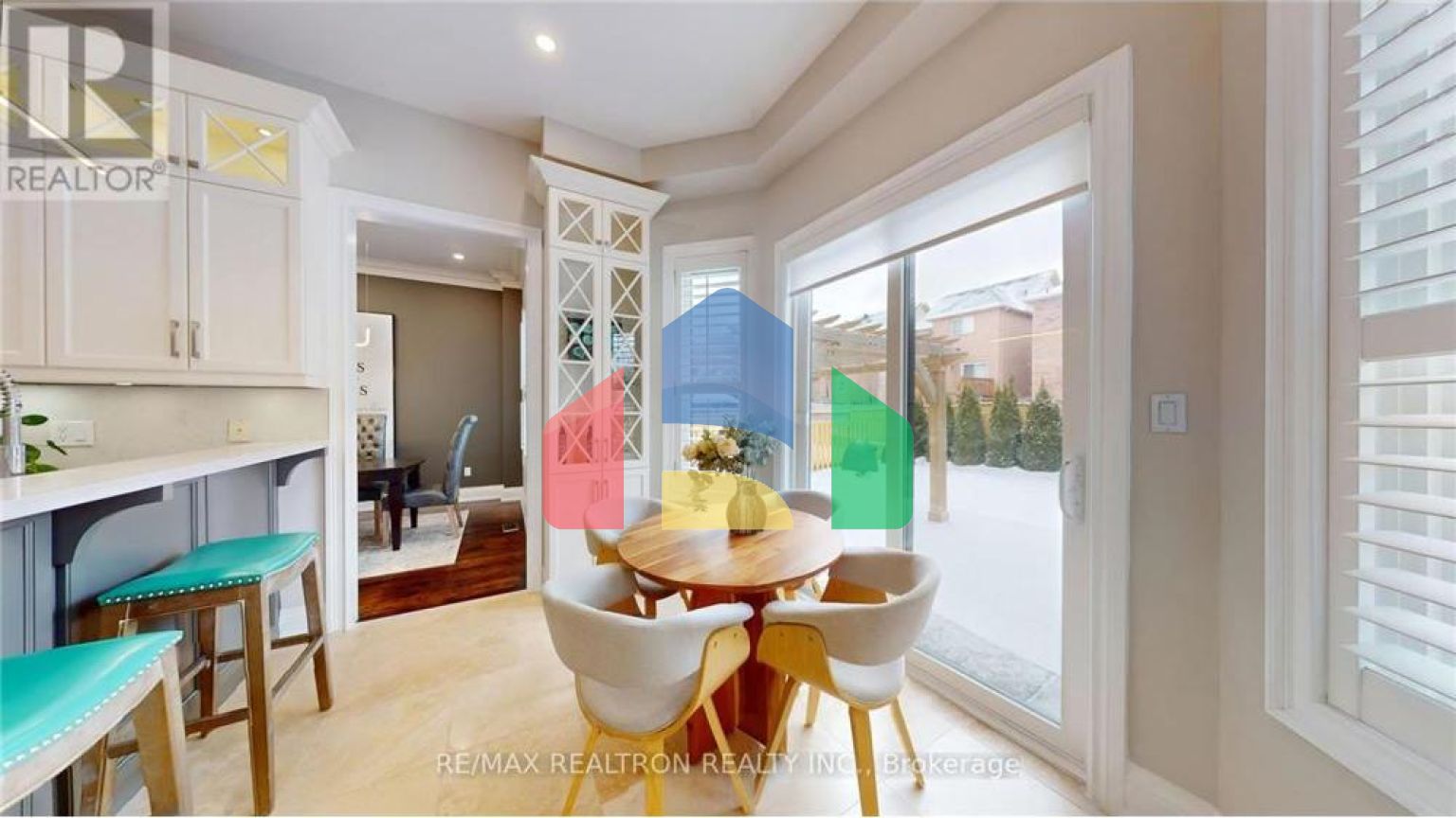 Residential - Single Family Home - Richmond Hill, Canada - Canada