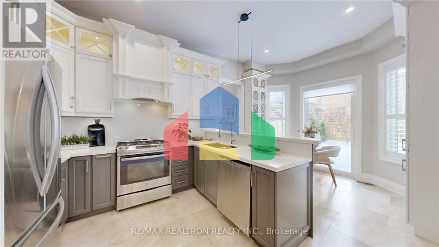 Residential - Single Family Home - Richmond Hill, Canada - Canada