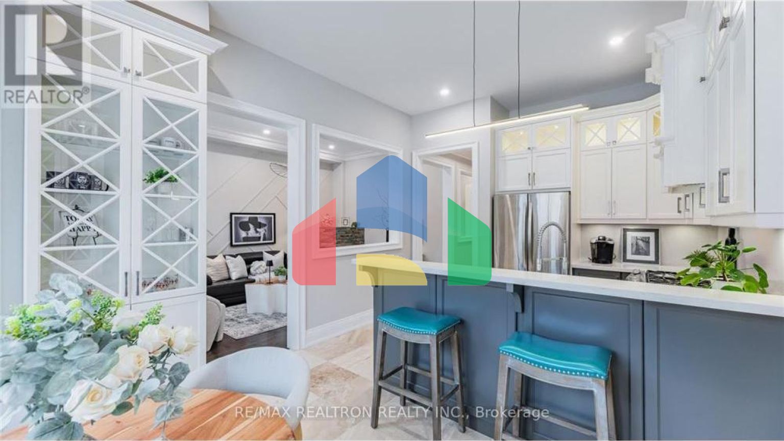 Residential - Single Family Home - Richmond Hill, Canada - Canada