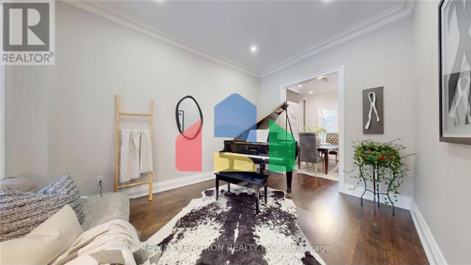 Residential - Single Family Home - Richmond Hill, Canada - Canada