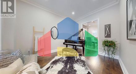 Residential - Single Family Home - Richmond Hill, Canada - Canada