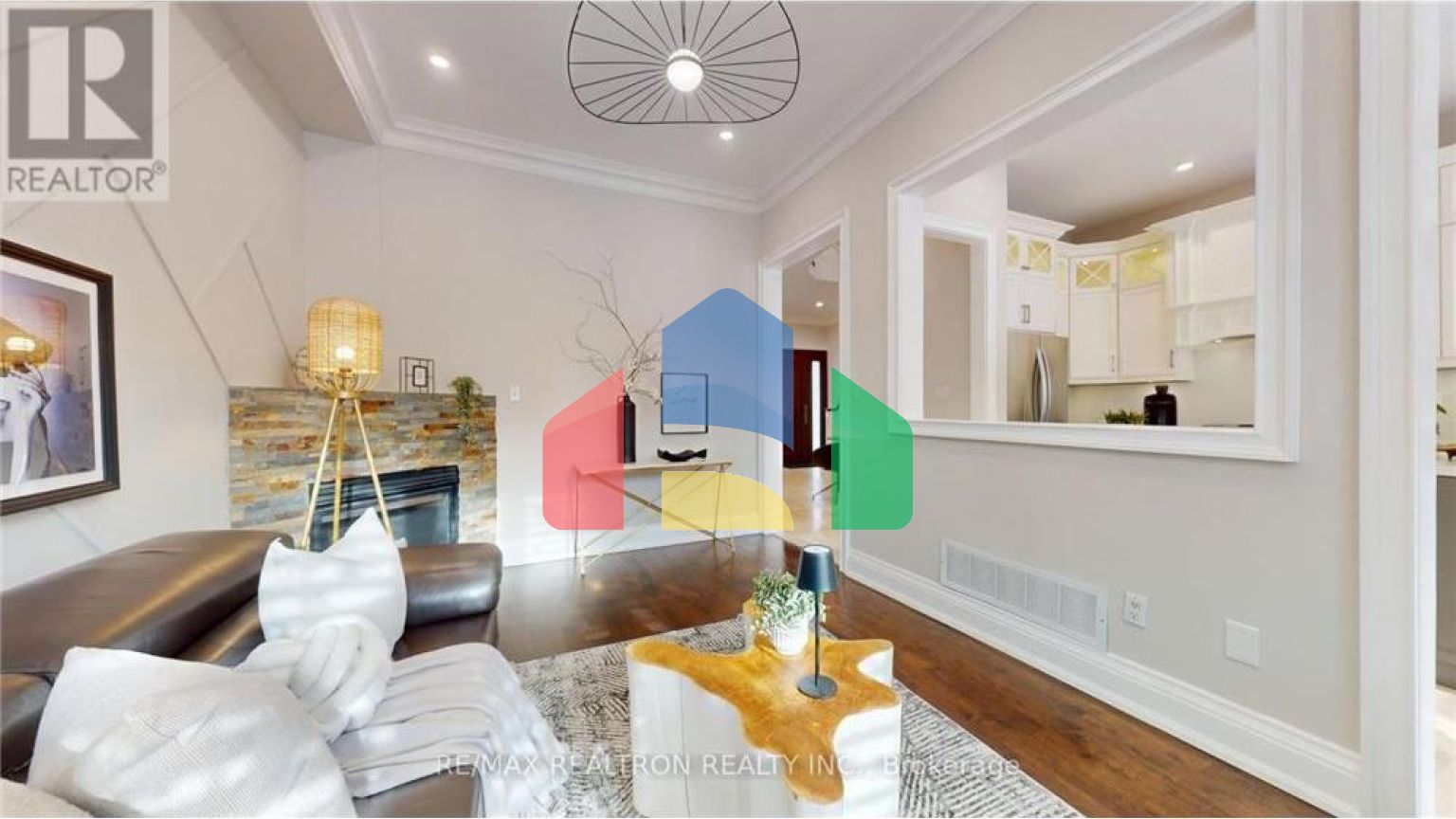 Residential - Single Family Home - Richmond Hill, Canada - Canada