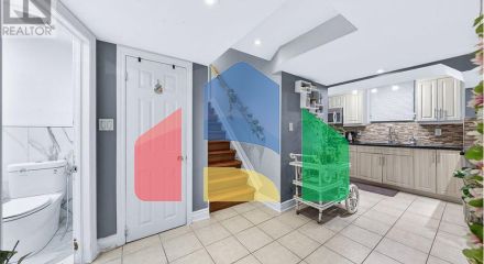 Residential - Single Family Home - Richmond Hill, Canada - Canada