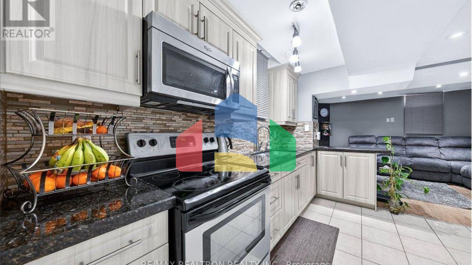 Residential - Single Family Home - Richmond Hill, Canada - Canada