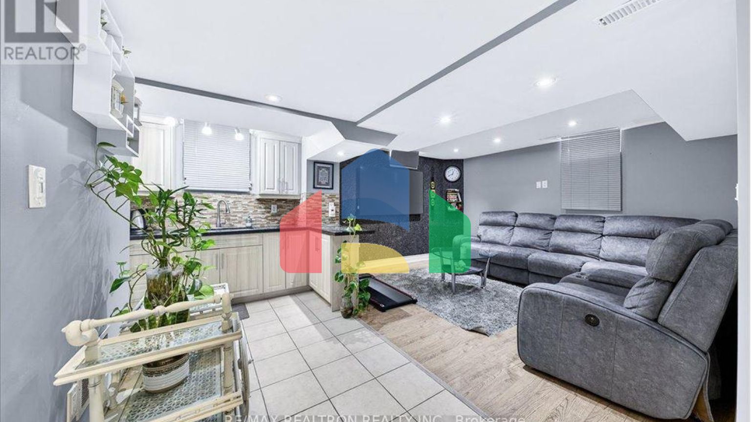 Residential - Single Family Home - Richmond Hill, Canada - Canada