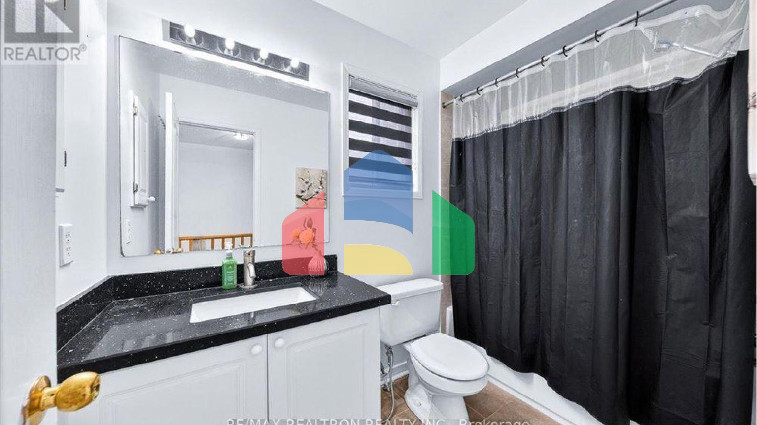 Residential - Single Family Home - Richmond Hill, Canada - Canada