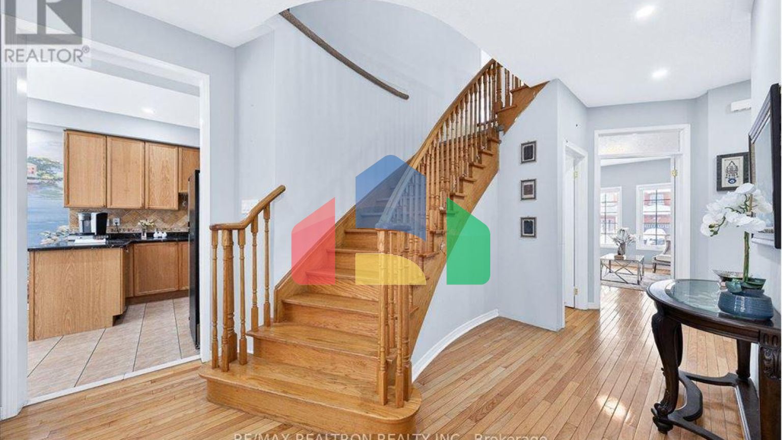 Residential - Single Family Home - Richmond Hill, Canada - Canada