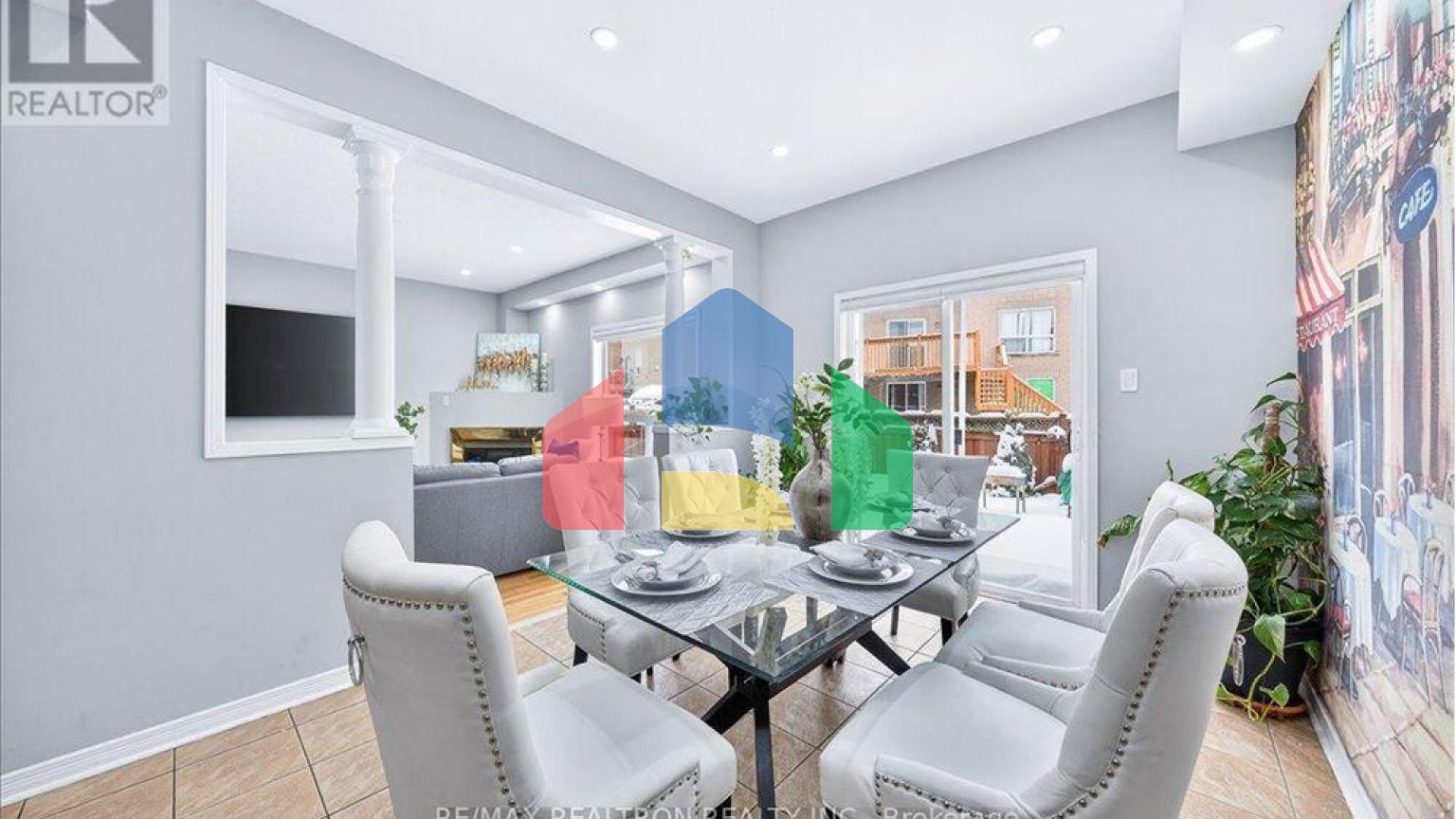 Residential - Single Family Home - Richmond Hill, Canada - Canada