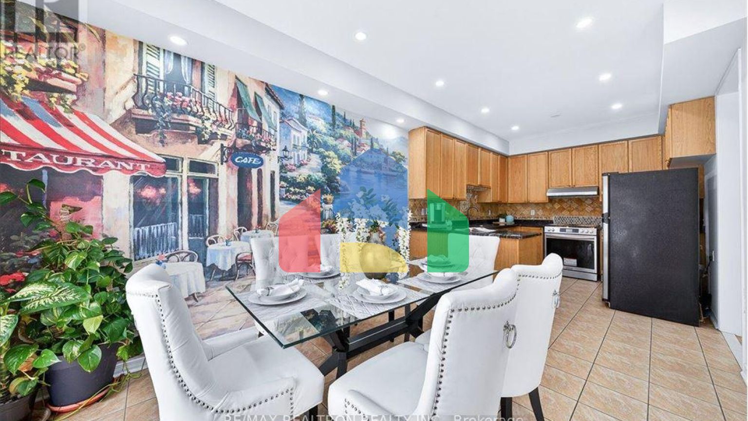 Residential - Single Family Home - Richmond Hill, Canada - Canada