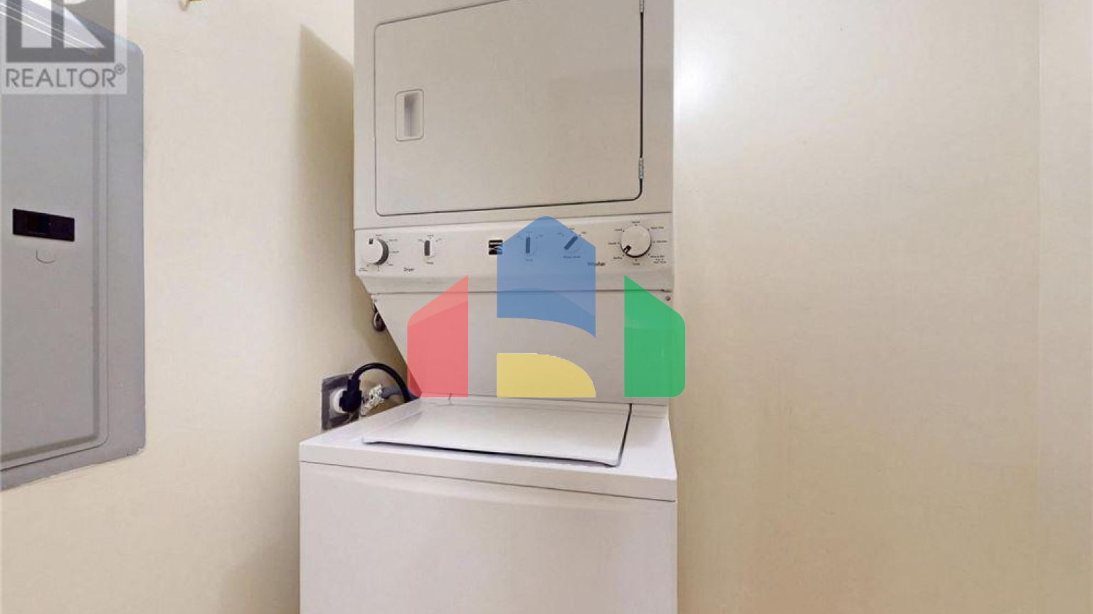 Residential - Condo/Apartment - Richmond Hill, Canada - Canada