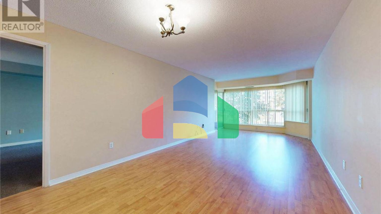 Residential - Condo/Apartment - Richmond Hill, Canada - Canada