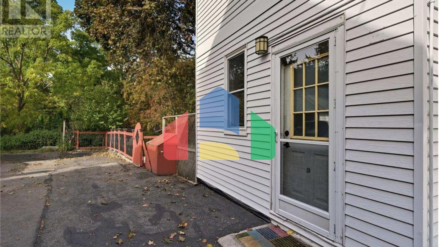 Residential - Single Family Home - Richmond Hill, Canada - Canada