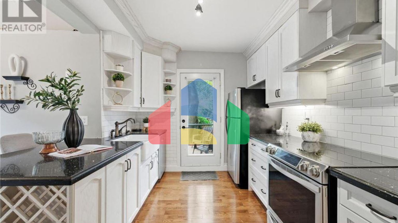 Residential - Single Family Home - Richmond Hill, Canada - Canada