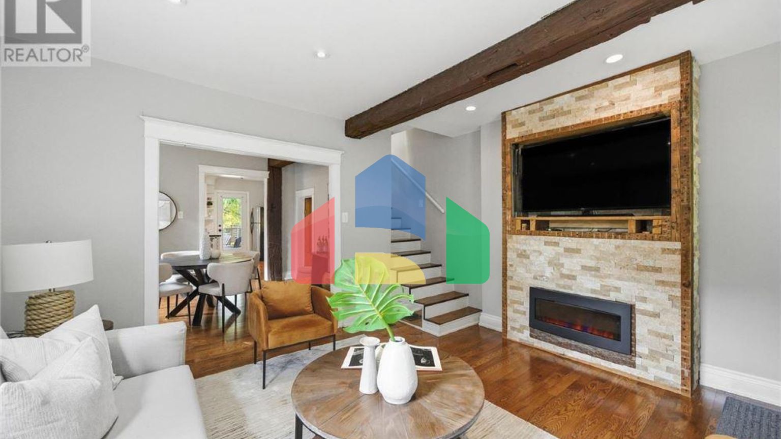 Residential - Single Family Home - Richmond Hill, Canada - Canada