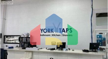 Commercial - Commercial/Retail - Richmond Hill, Canada - Canada