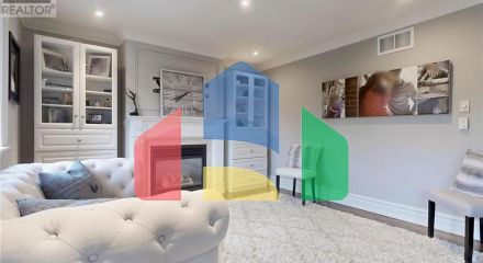 Residential - Single Family Home - Richmond Hill, Canada - Canada