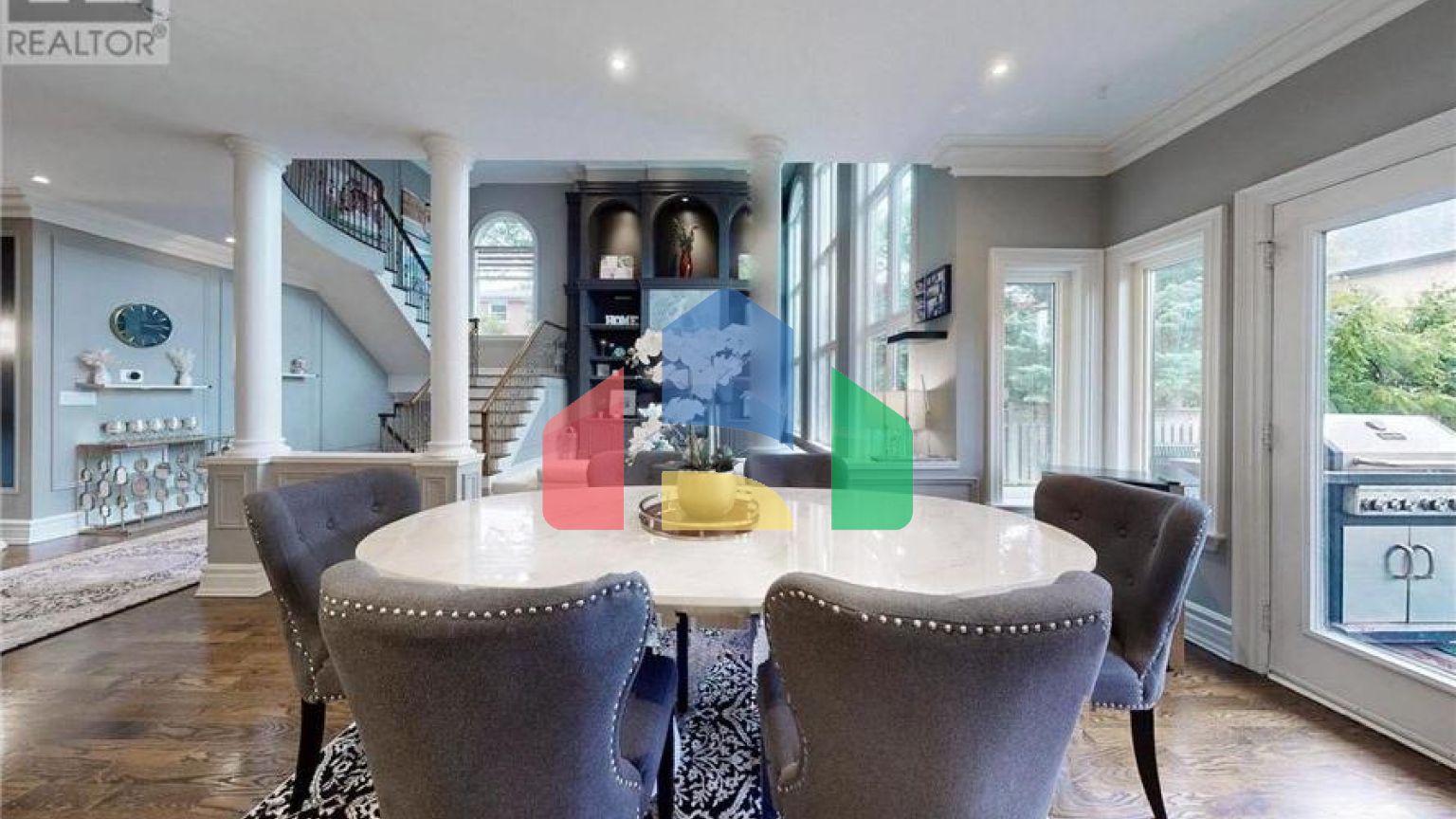 Residential - Single Family Home - Richmond Hill, Canada - Canada