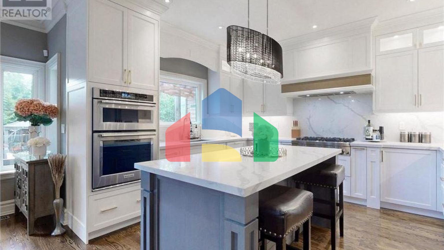 Residential - Single Family Home - Richmond Hill, Canada - Canada