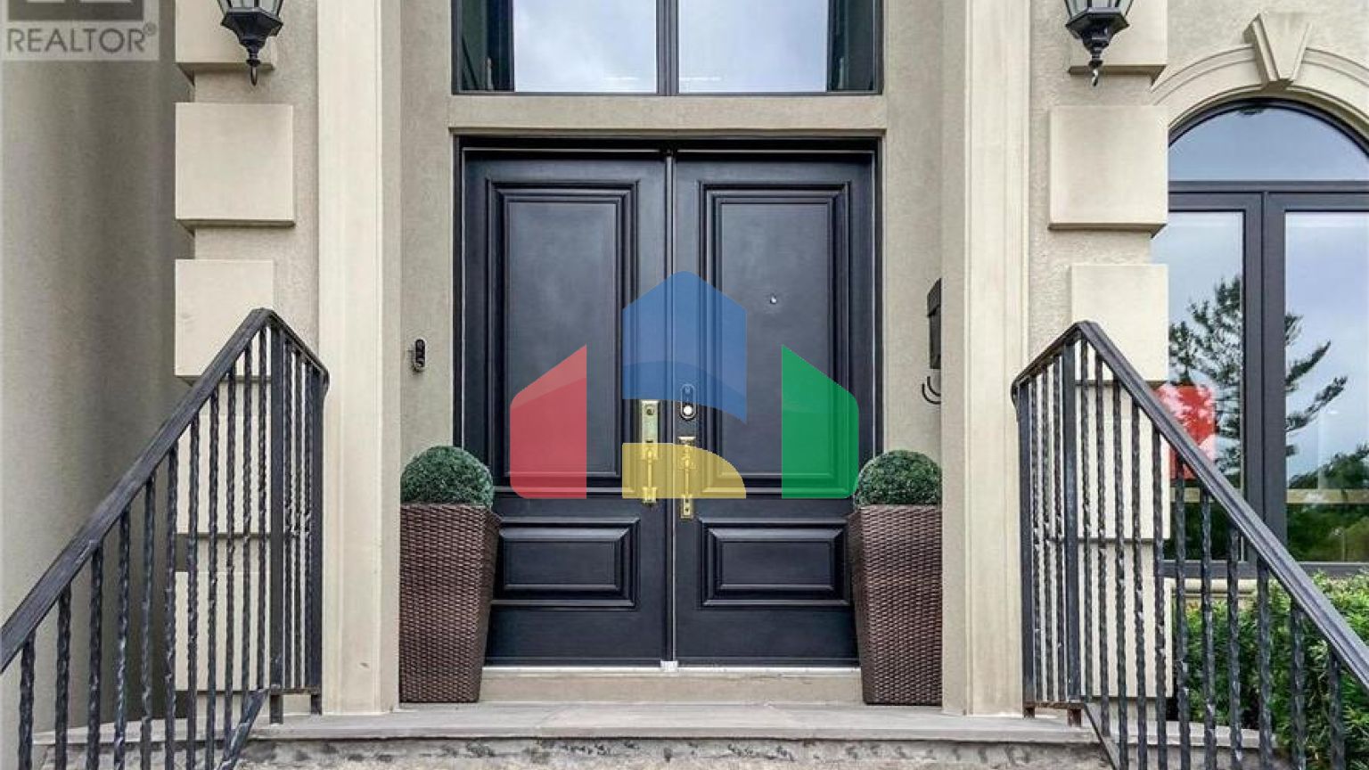 Residential - Single Family Home - Richmond Hill, Canada - Canada