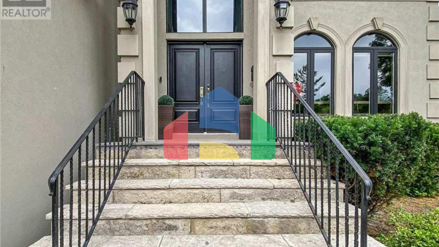 Residential - Single Family Home - Richmond Hill, Canada - Canada