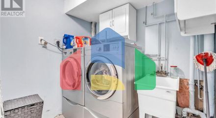 Residential - Single Family Home - Richmond Hill, Canada - Canada