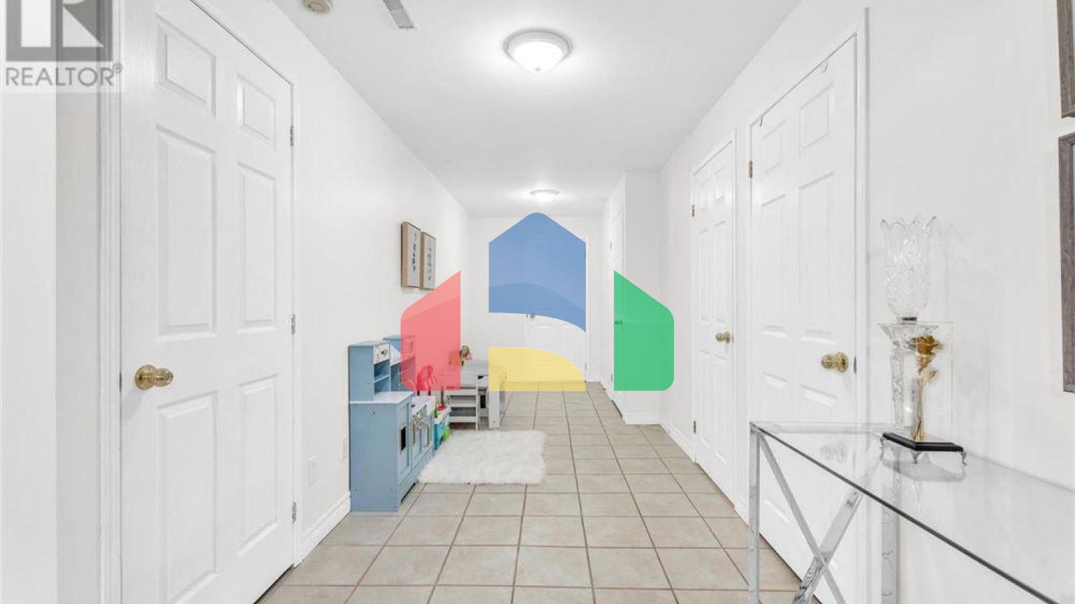 Residential - Single Family Home - Richmond Hill, Canada - Canada