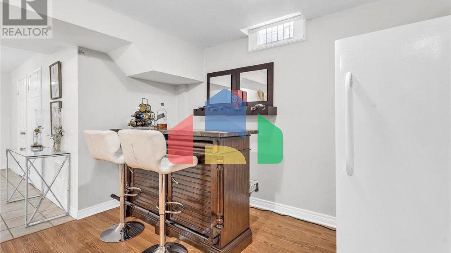 Residential - Single Family Home - Richmond Hill, Canada - Canada