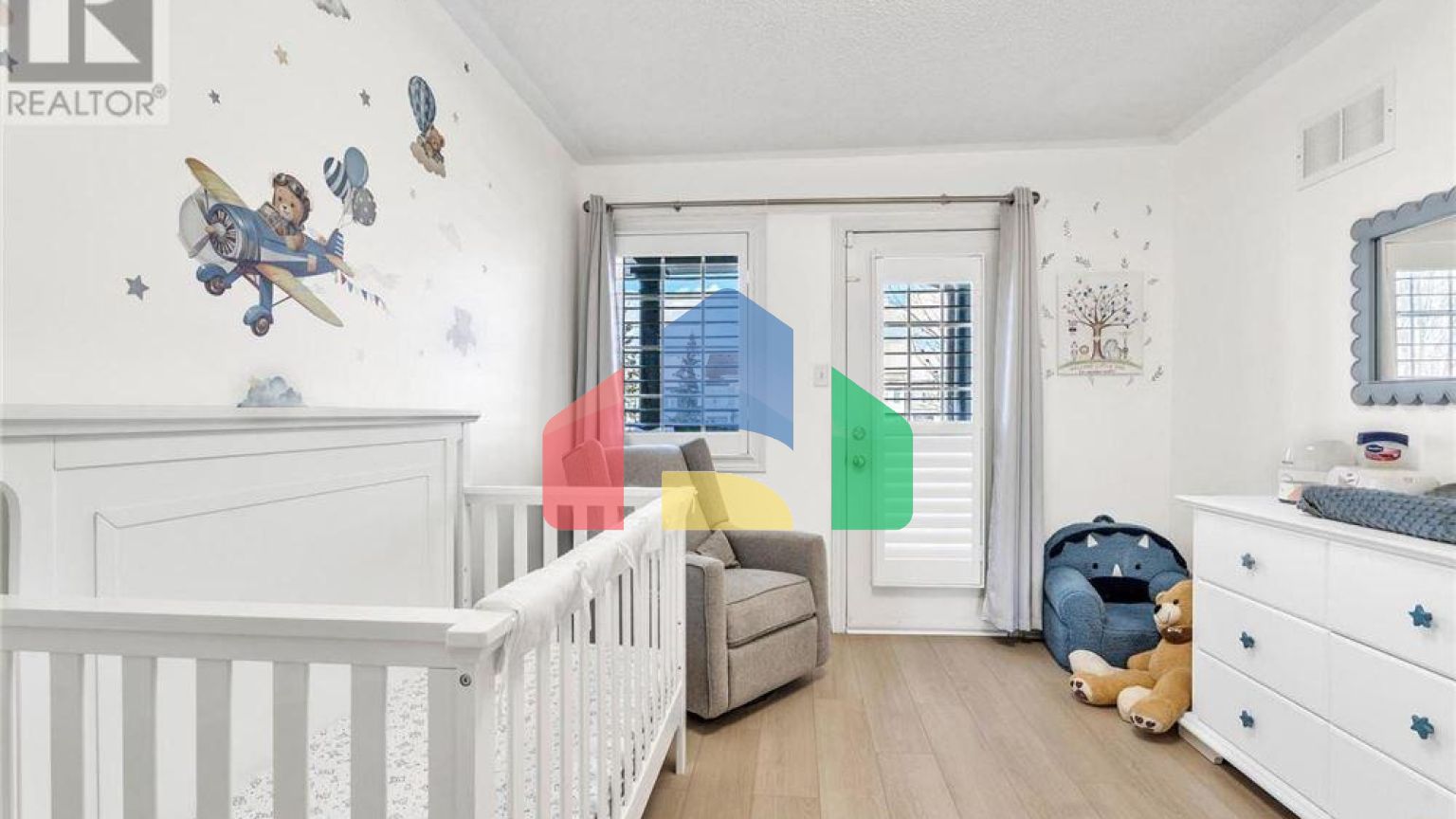 Residential - Single Family Home - Richmond Hill, Canada - Canada