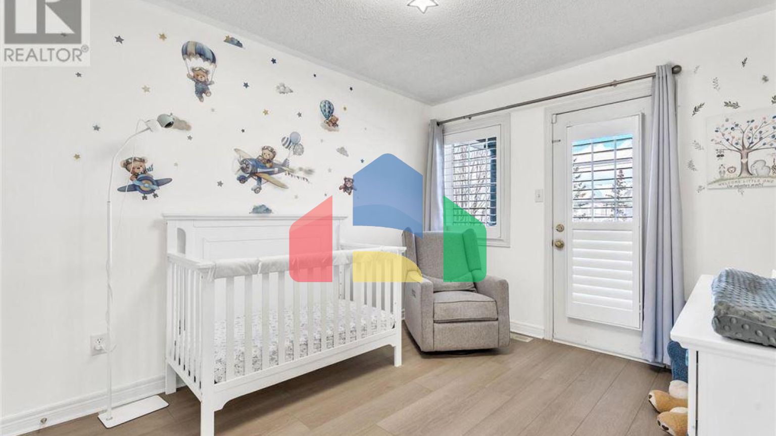 Residential - Single Family Home - Richmond Hill, Canada - Canada