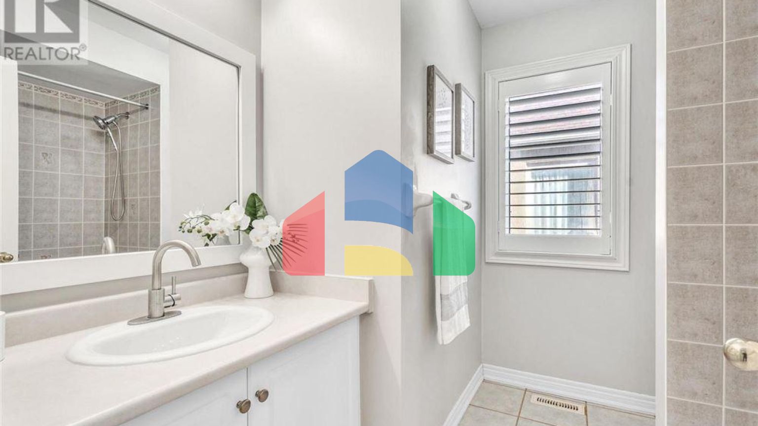 Residential - Single Family Home - Richmond Hill, Canada - Canada