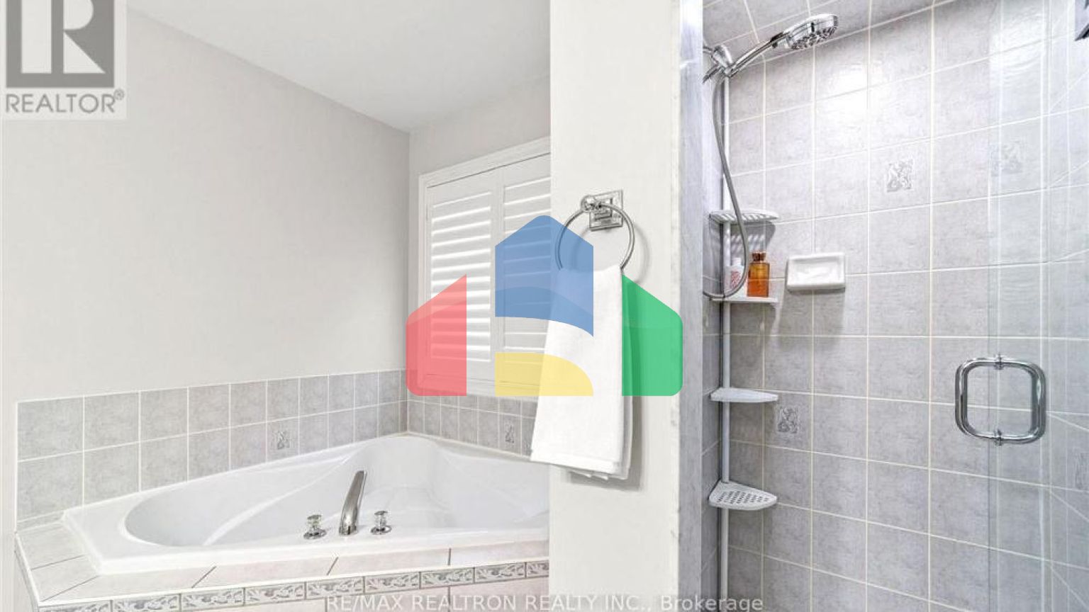 Residential - Single Family Home - Richmond Hill, Canada - Canada