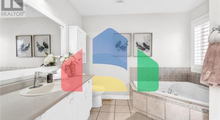 Residential - Single Family Home - Richmond Hill, Canada - Canada