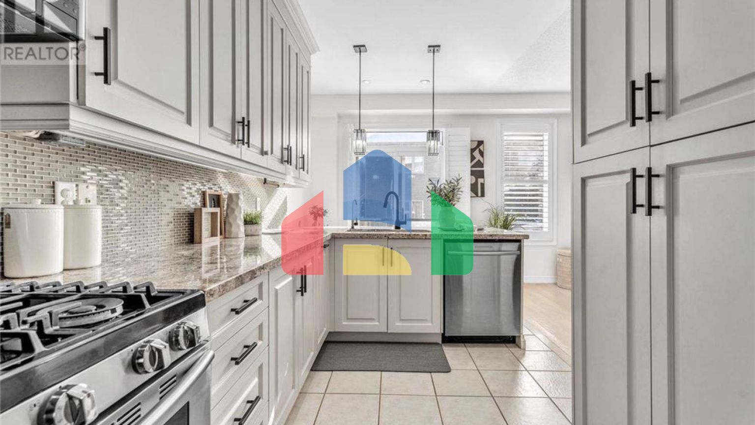 Residential - Single Family Home - Richmond Hill, Canada - Canada