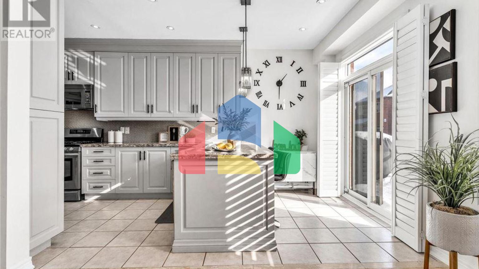 Residential - Single Family Home - Richmond Hill, Canada - Canada